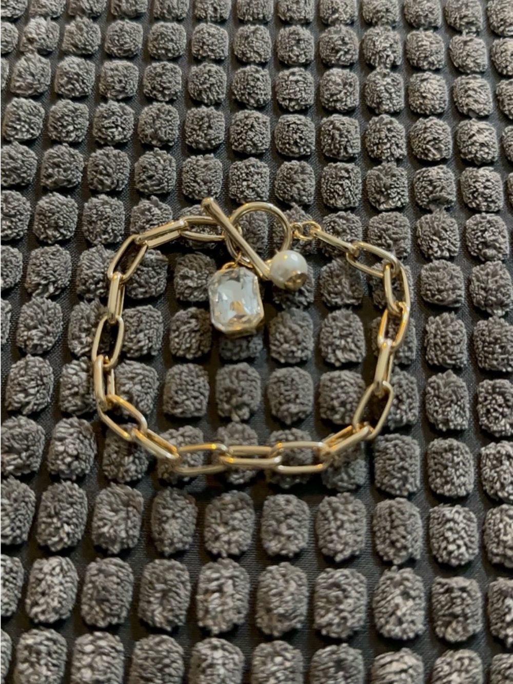 Gold Link Bracelet with Clear Crystal and Pearl Charm